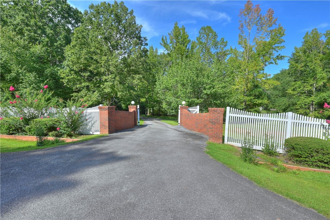 3519 Anderson Road Opelika, AL 36801 - Photo 12 of 50 Gallery Image 12