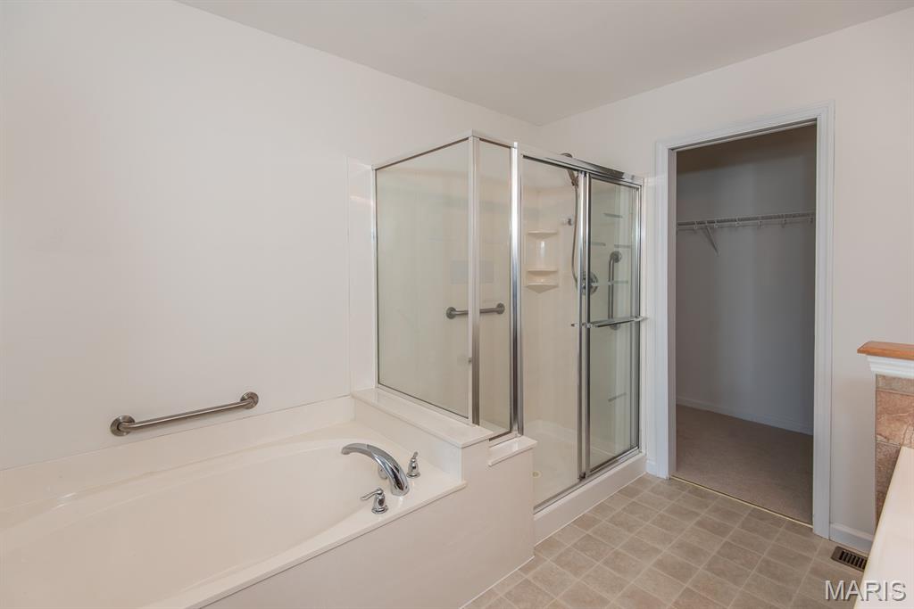 1715 Diamond Ridge Court O'Fallon, MO 63366 - Photo 16 of 33