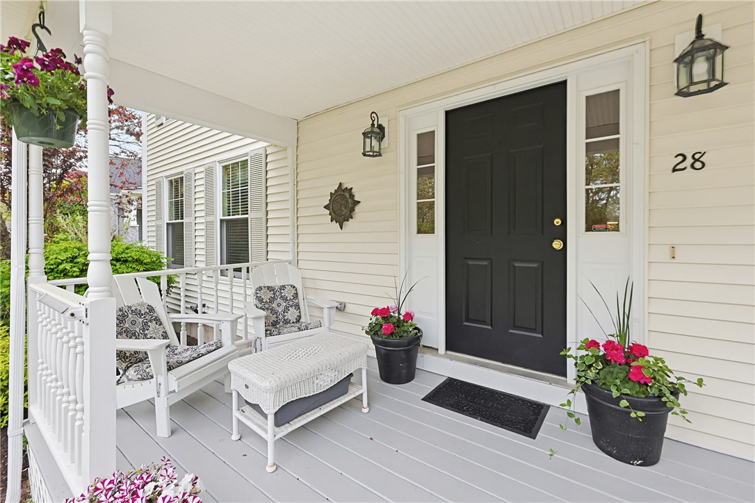 28 Rockridge Road Westerly, RI 02891 - Photo 6 of 40
