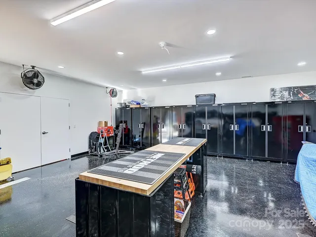 a view of a house with a big yard