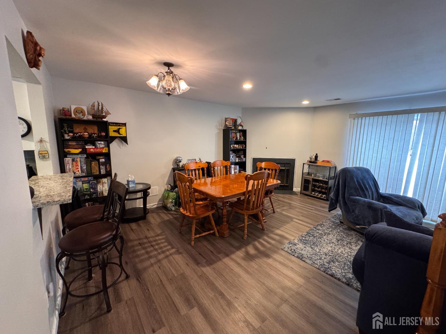 337 Smithwold Road Somerset, NJ 08873 - Photo 3 of 15