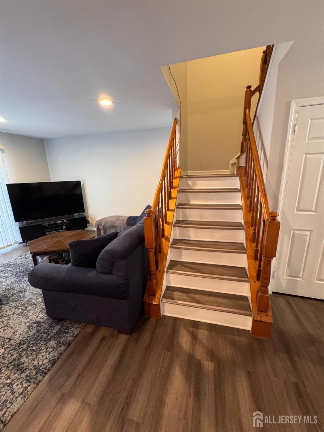 337 Smithwold Road Somerset, NJ 08873 - Photo 8 of 15