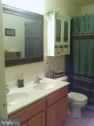 71 Clark Patton Road Fredericksburg, VA 22406 - Photo 14 of 19 Bath (Master)