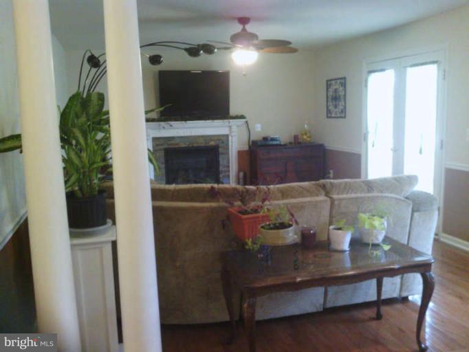 71 Clark Patton Road Fredericksburg, VA 22406 - Photo 8 of 19 Family Room