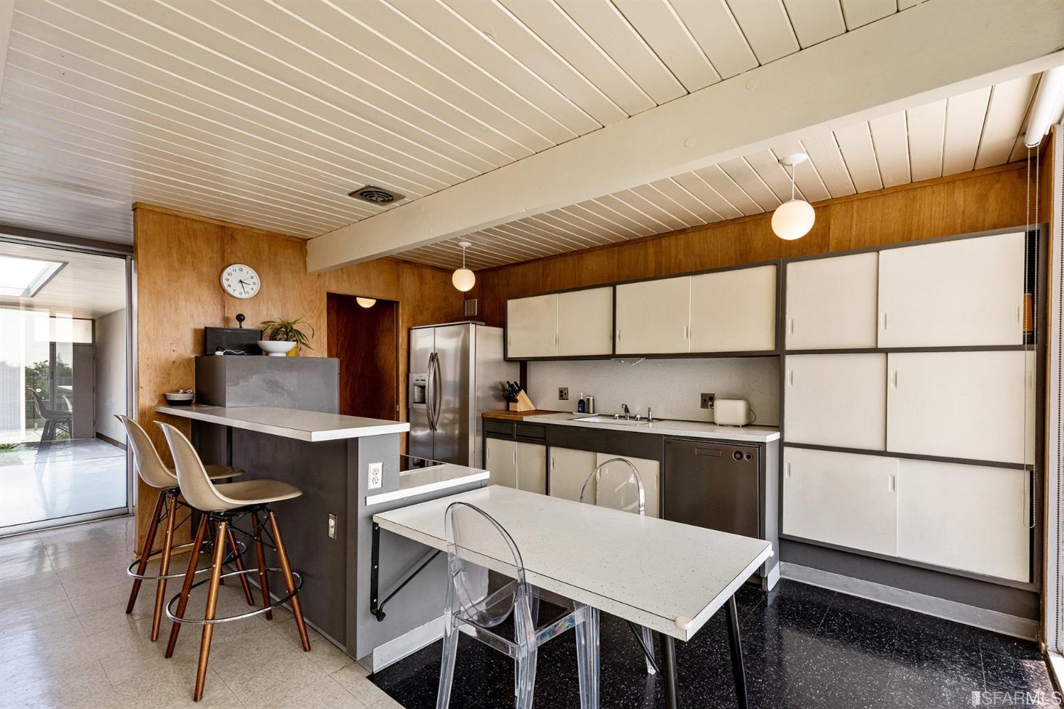 5664 Greenridge Road Castro Valley, CA 94552 - Photo 14 of 51