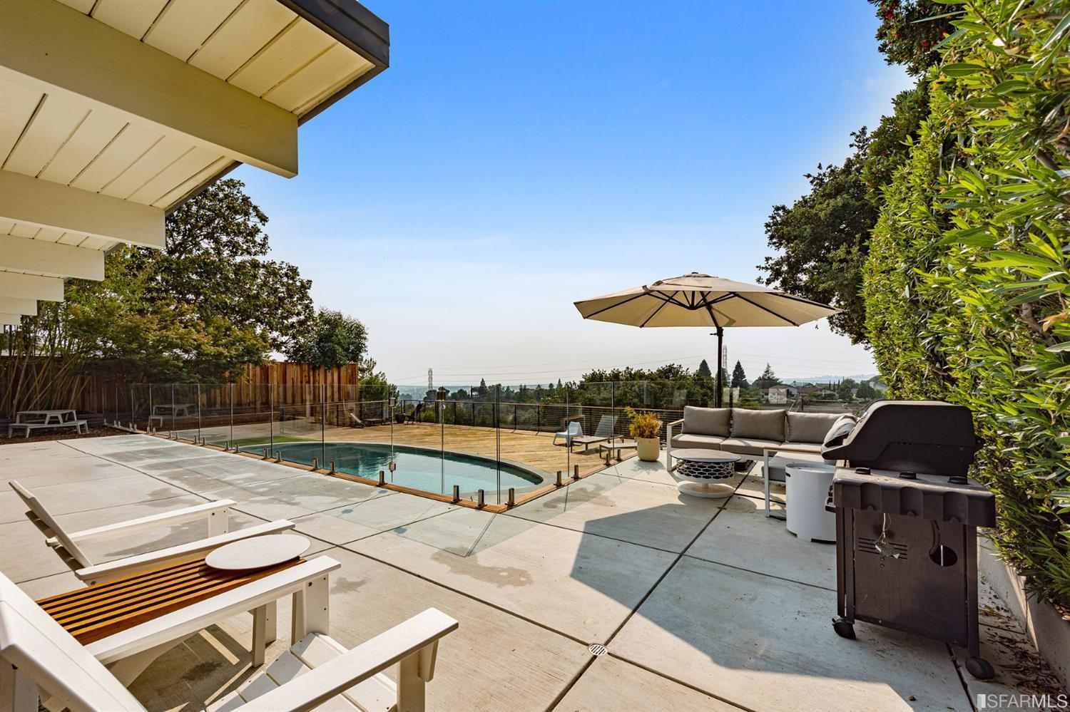 5664 Greenridge Road Castro Valley, CA 94552 - Photo 28 of 51