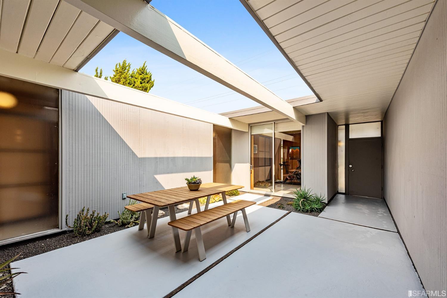 5664 Greenridge Road Castro Valley, CA 94552 - Photo 4 of 51