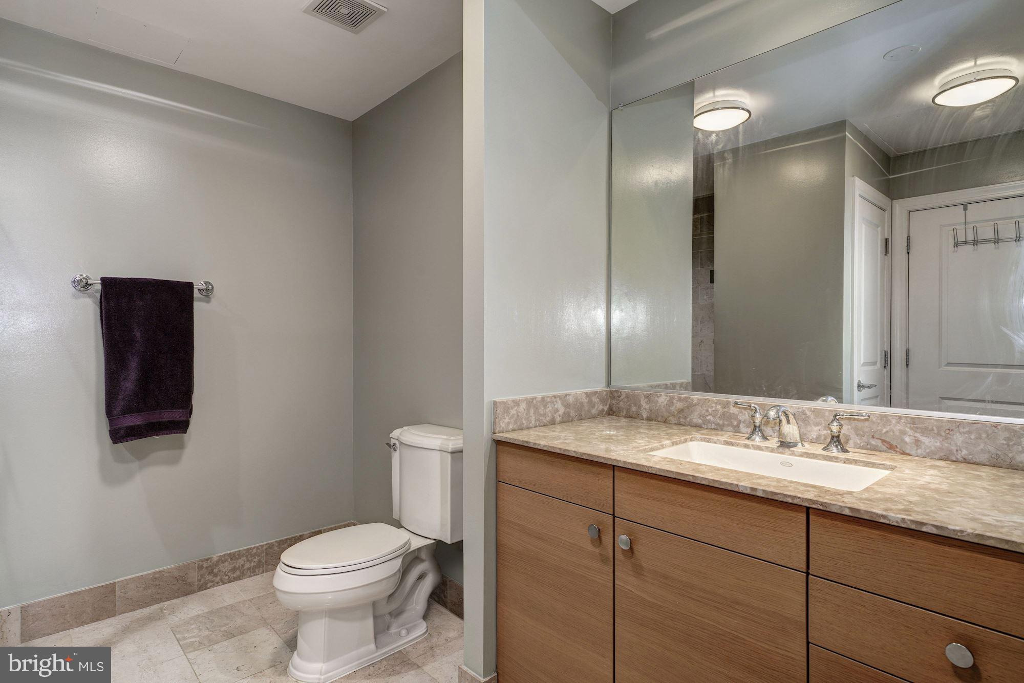 2425 L Street Northwest, Unit 420 Washington, DC 20037 - Photo 14 of 25 Master Bathroom