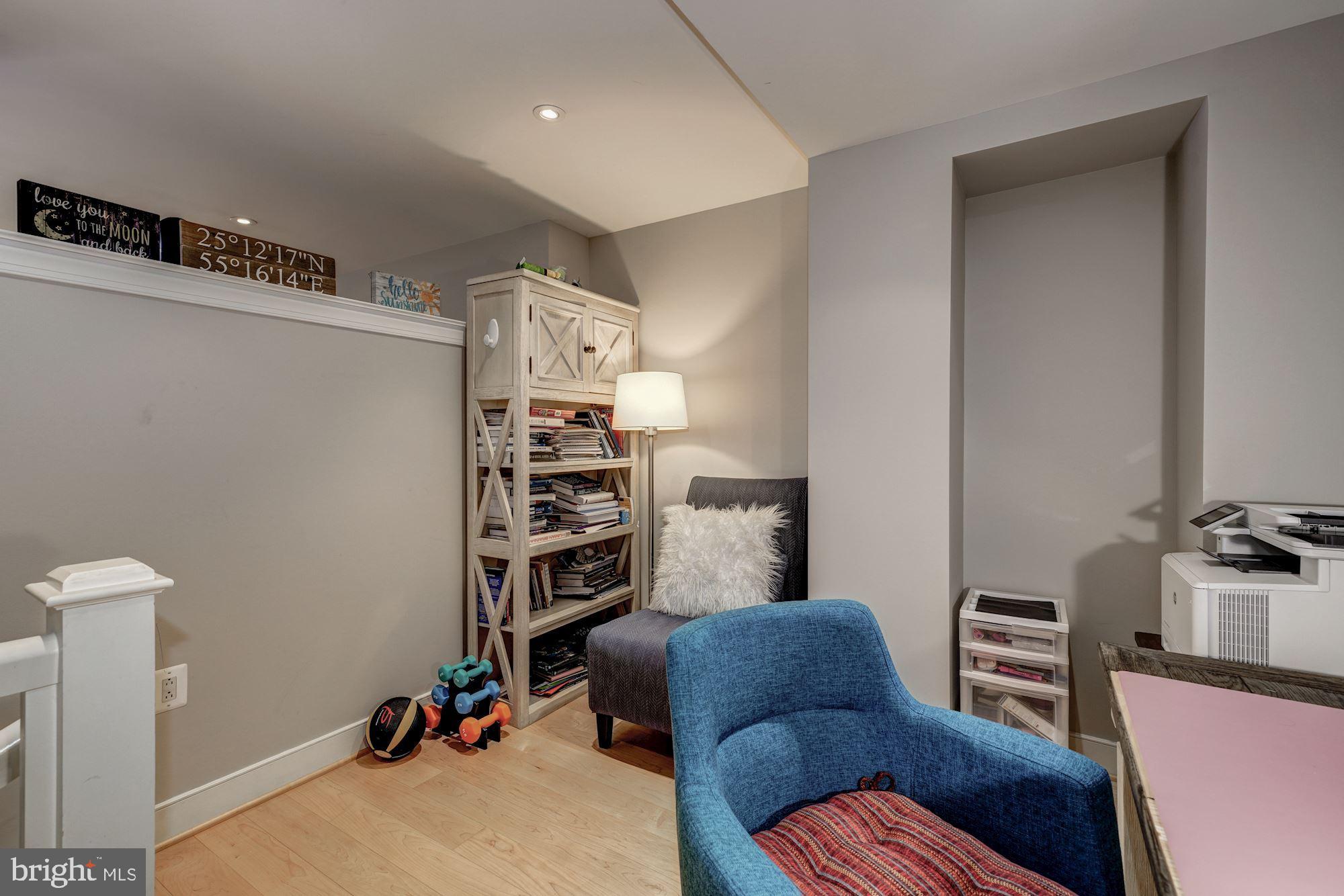 2425 L Street Northwest, Unit 420 Washington, DC 20037 - Photo 18 of 25 Den