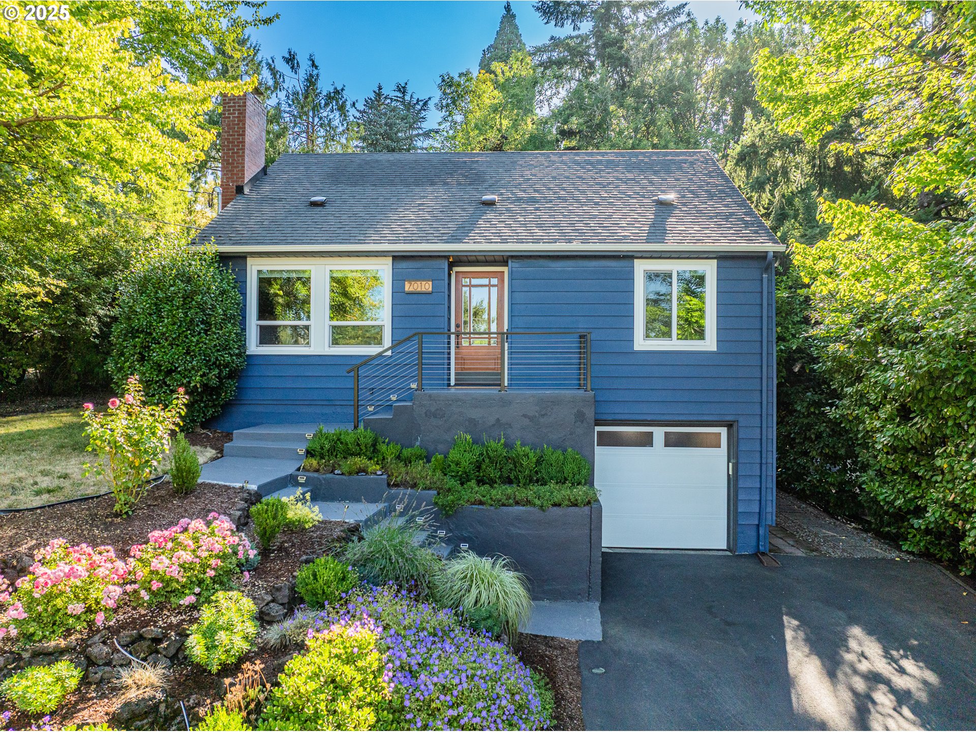 7010 Southwest 35th Avenue Portland, OR 97219 - Photo 34 of 42