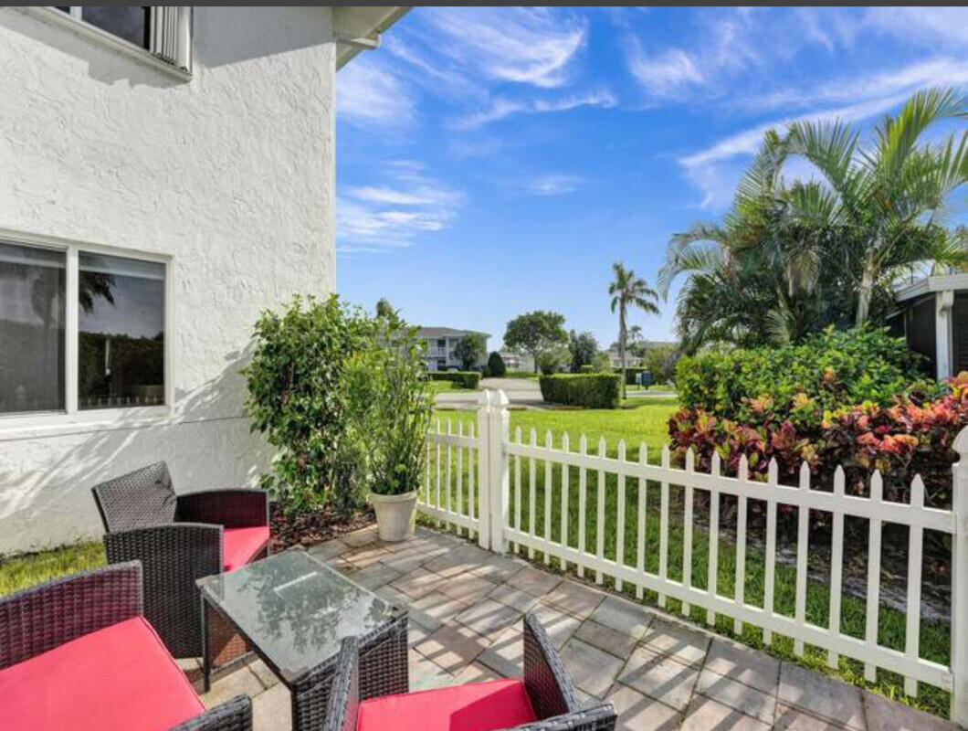 2721 Southwest 13th Street, Unit 101 Delray Beach, FL 33445 - Photo 6 of 18 6