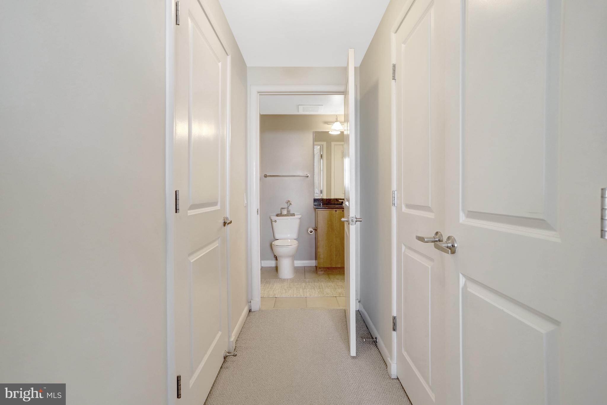 1021 North Garfield Street, Unit 914 Arlington, VA 22201 - Photo 19 of 63 Primary Bedroom Closets