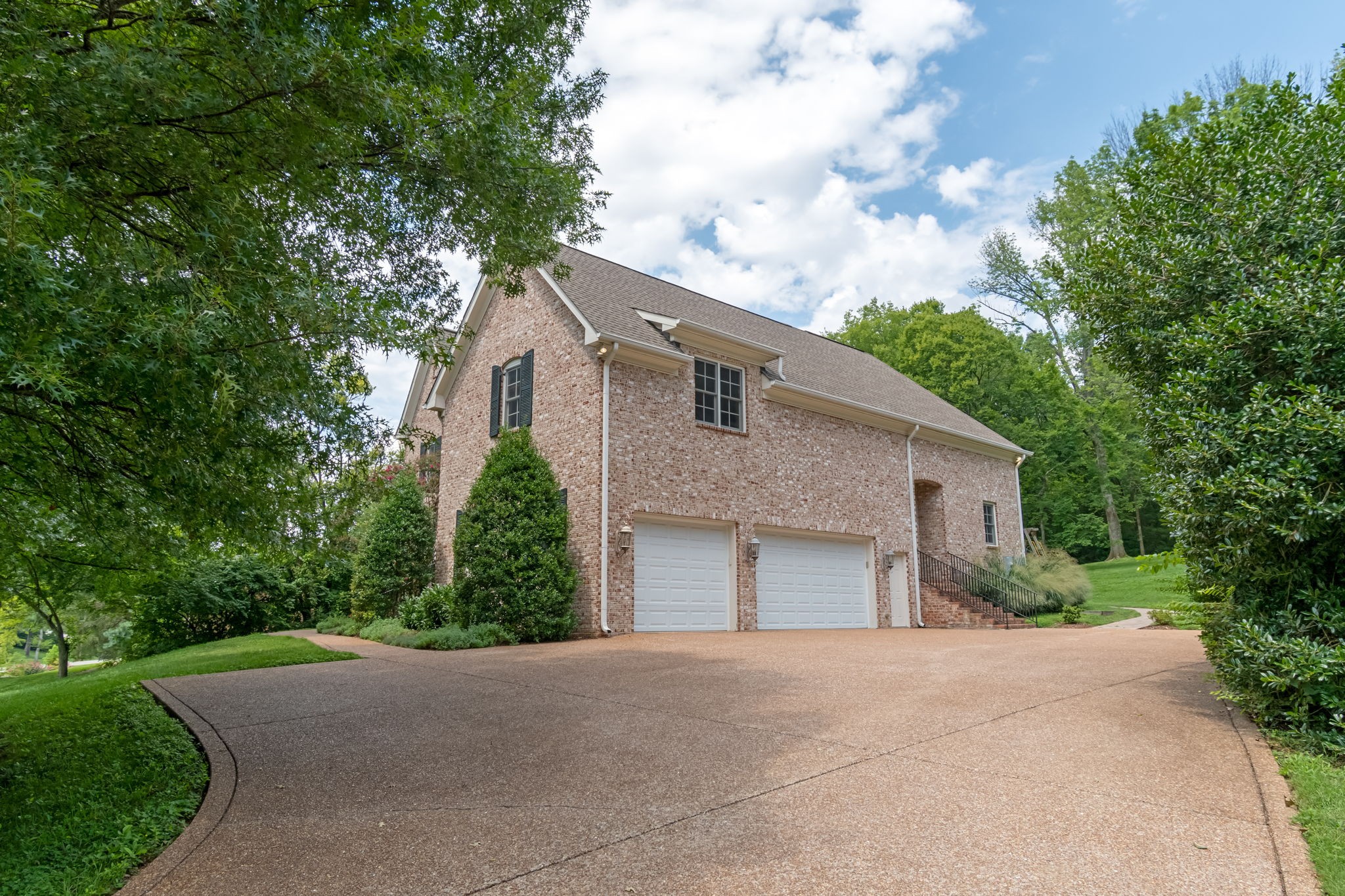 1330 Burton Valley Road Nashville, TN 37215 - Photo 90 of 94 Gallery Image 90