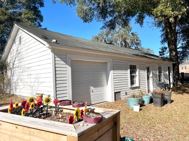 $679,900 | 919 Wichman Street, Walterboro, SC 29488