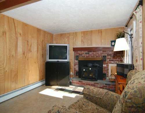 6 Boss Road Foster, RI 02825 - Photo 8 of 8 Den/Family/Great Room.