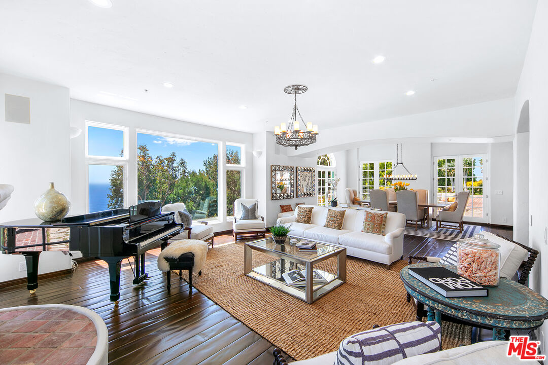 22355 Carbon Mesa Road Malibu, CA 90265 - Photo 27 of 69