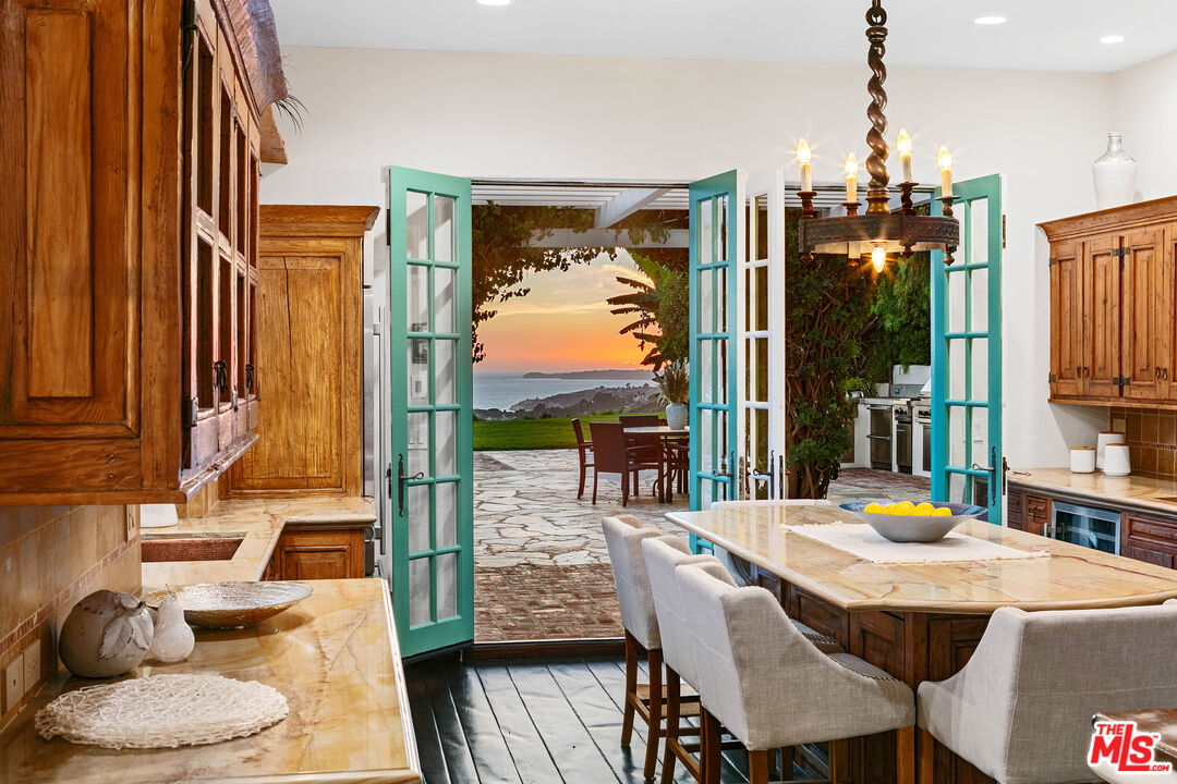 22355 Carbon Mesa Road Malibu, CA 90265 - Photo 30 of 69