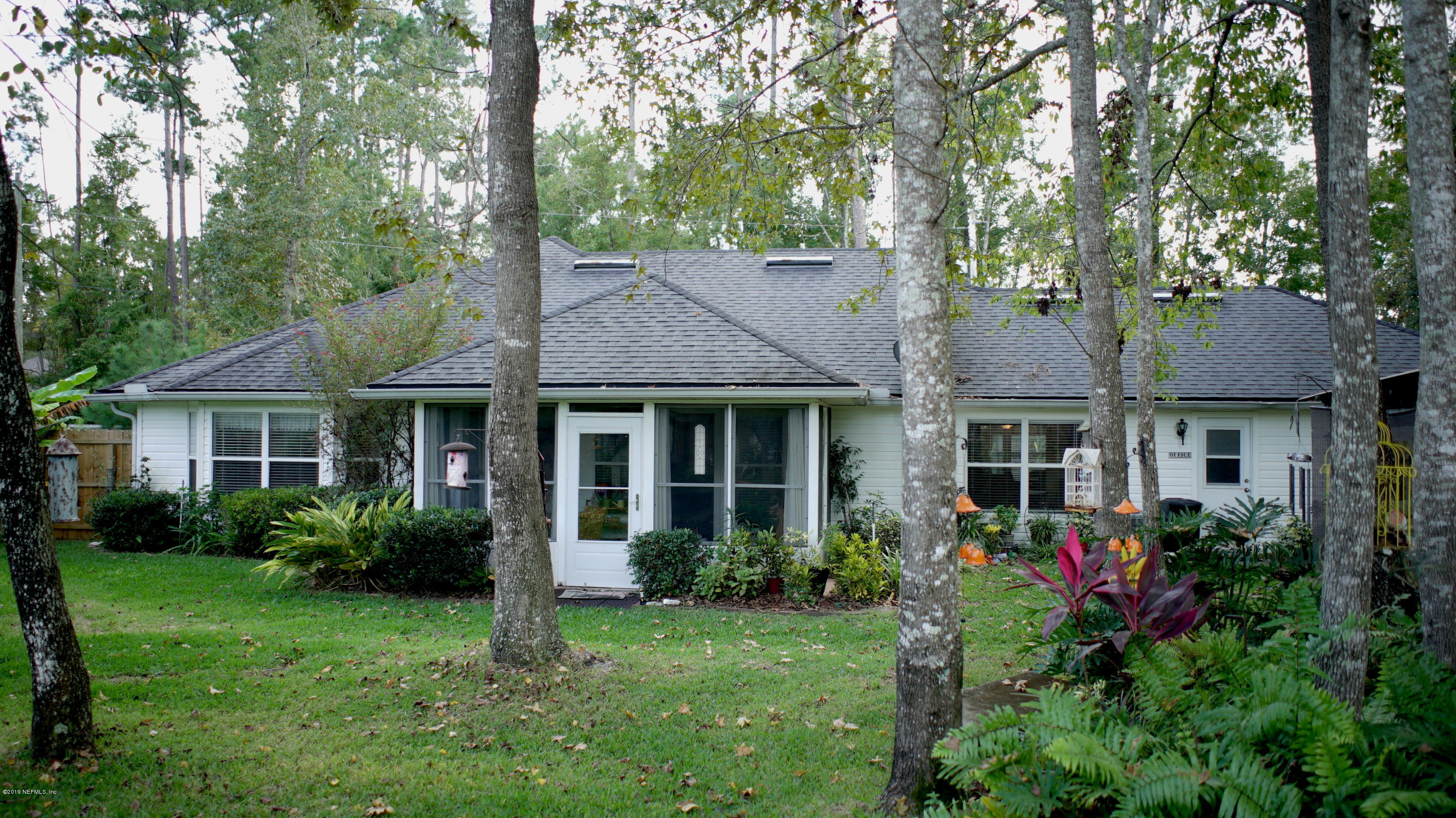 1031 Fleming Street Fleming Island, FL 32003 - Photo 4 of 22 DSC00041