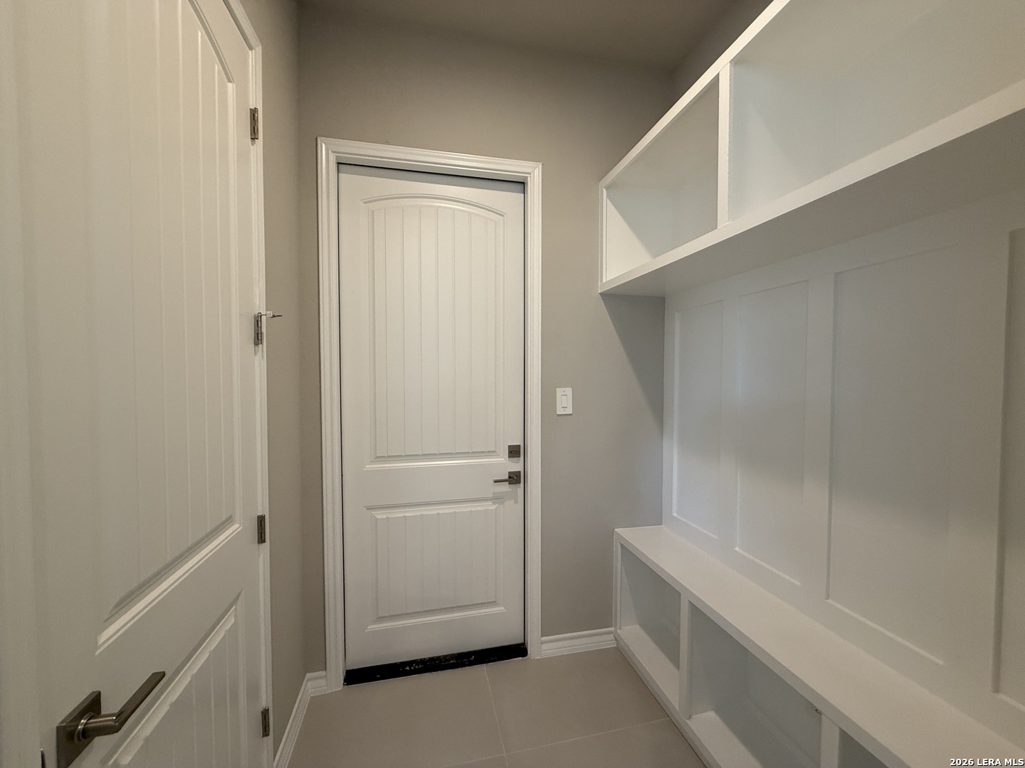189 Mustang Lane Spring Branch, TX 78070 - Photo 23 of 53 a bathroom with a tub and shower