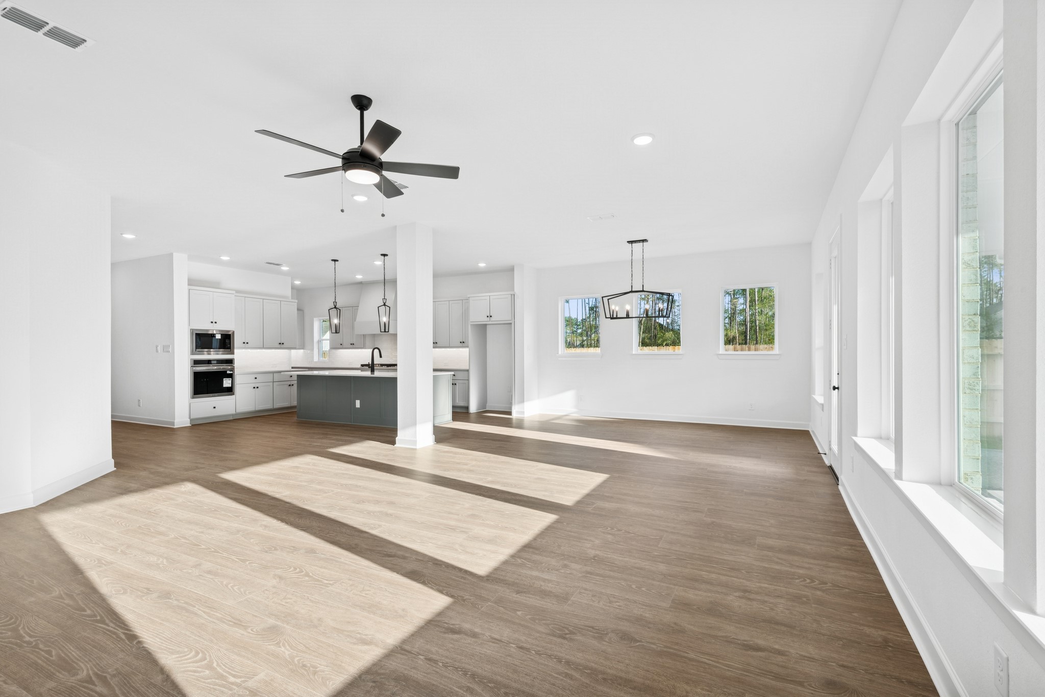 15714 Terracotta Terrace Lane Conroe, TX 77302 - Photo 32 of 47 a view interior of a house and natural light