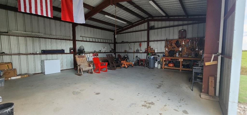 1397 Cr 338 Gainesville Tx 76240 Gainesville, TX 76240 - Photo 30 of 36 a view of storage and utility room