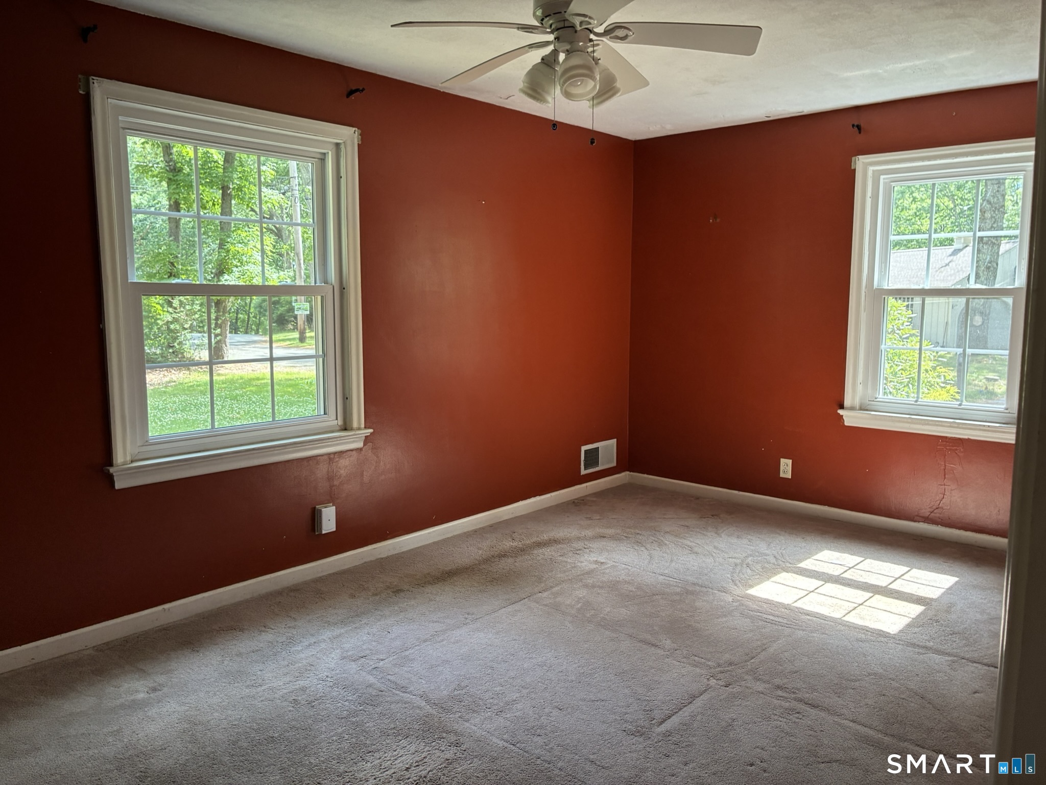 60 Mohegan Road Norwich, CT 06360 - Photo 15 of 22