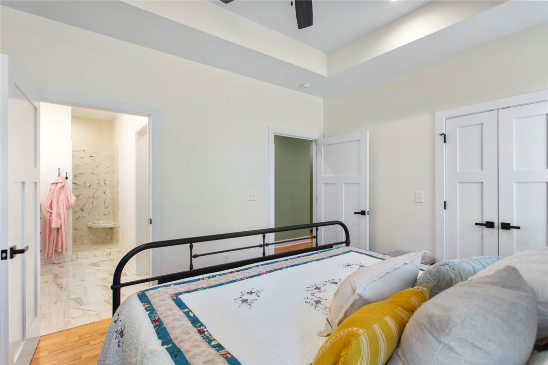 302 West Quincy Road Seneca, SC 29678 - Photo 11 of 41 Primary Room