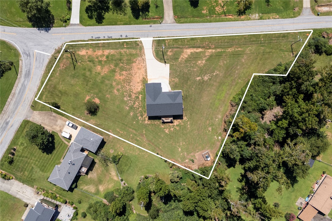 302 West Quincy Road Seneca, SC 29678 - Photo 34 of 41 Gallery Image 34