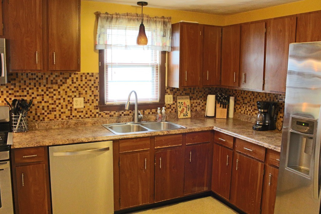 5 Butternut Circle Springfield, MA 01128 - Photo 3 of 30