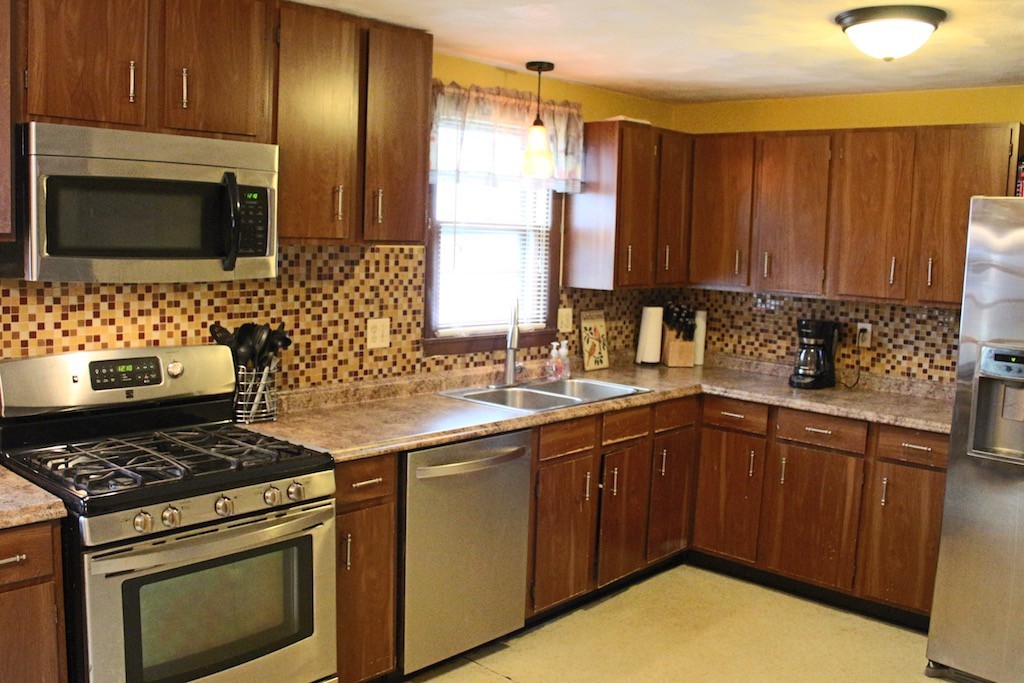 5 Butternut Circle Springfield, MA 01128 - Photo 4 of 30