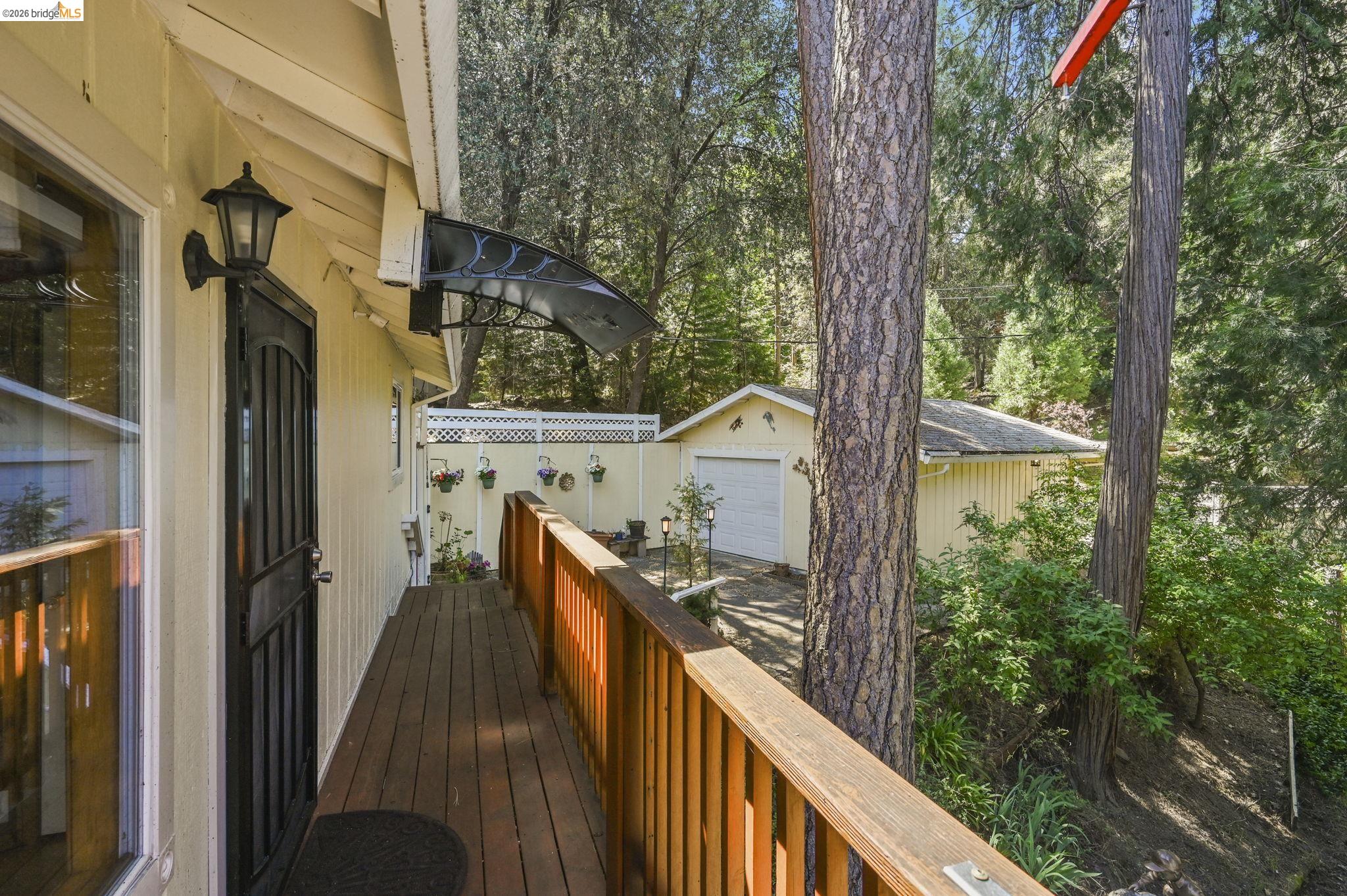 21931 Glenwood Road Sonora, CA 95370 - Photo 34 of 42