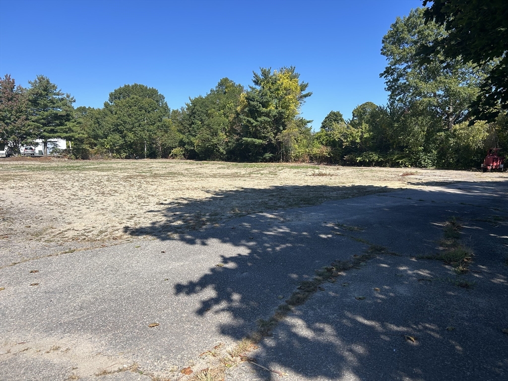 2104 Ocean Street Marshfield, MA 02050 - Photo 3 of 3