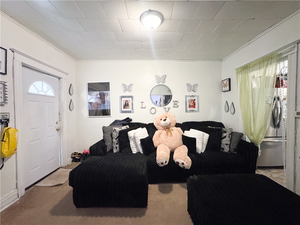 365 Weaver Street Rochester, NY 14621 - Photo 4 of 19