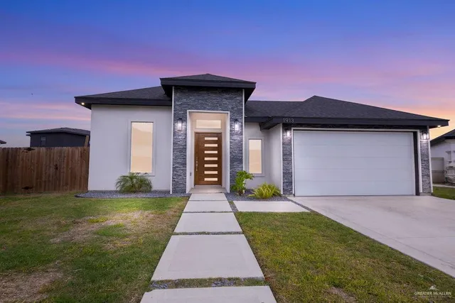 $315,000 | 1913 Silverton Circle, Edinburg, TX 78542