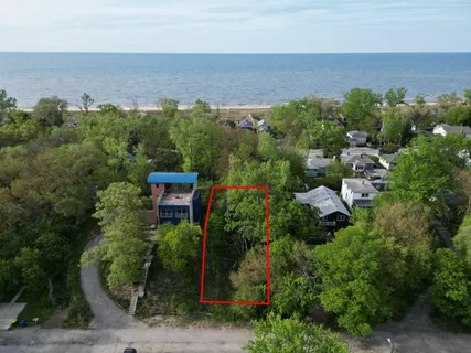 an aerial view of multiple house