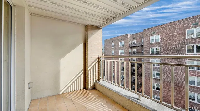 $699,999 | 140-75 Ash Avenue, Unit 4B | Flushing