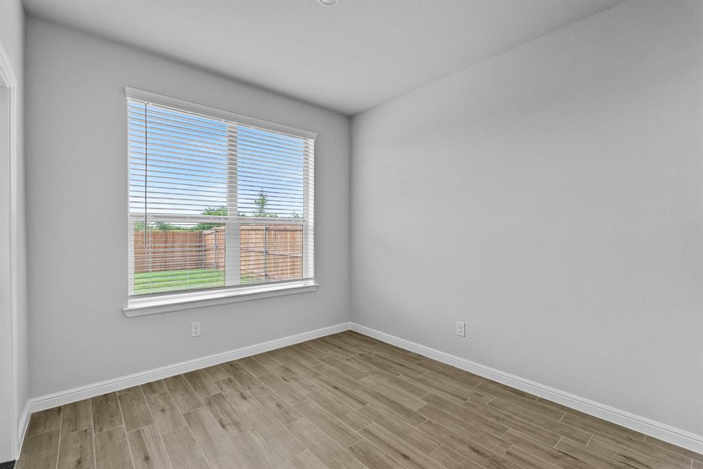 9705 Austin Holw Road Crowley, TX 76036 - Photo 11 of 23