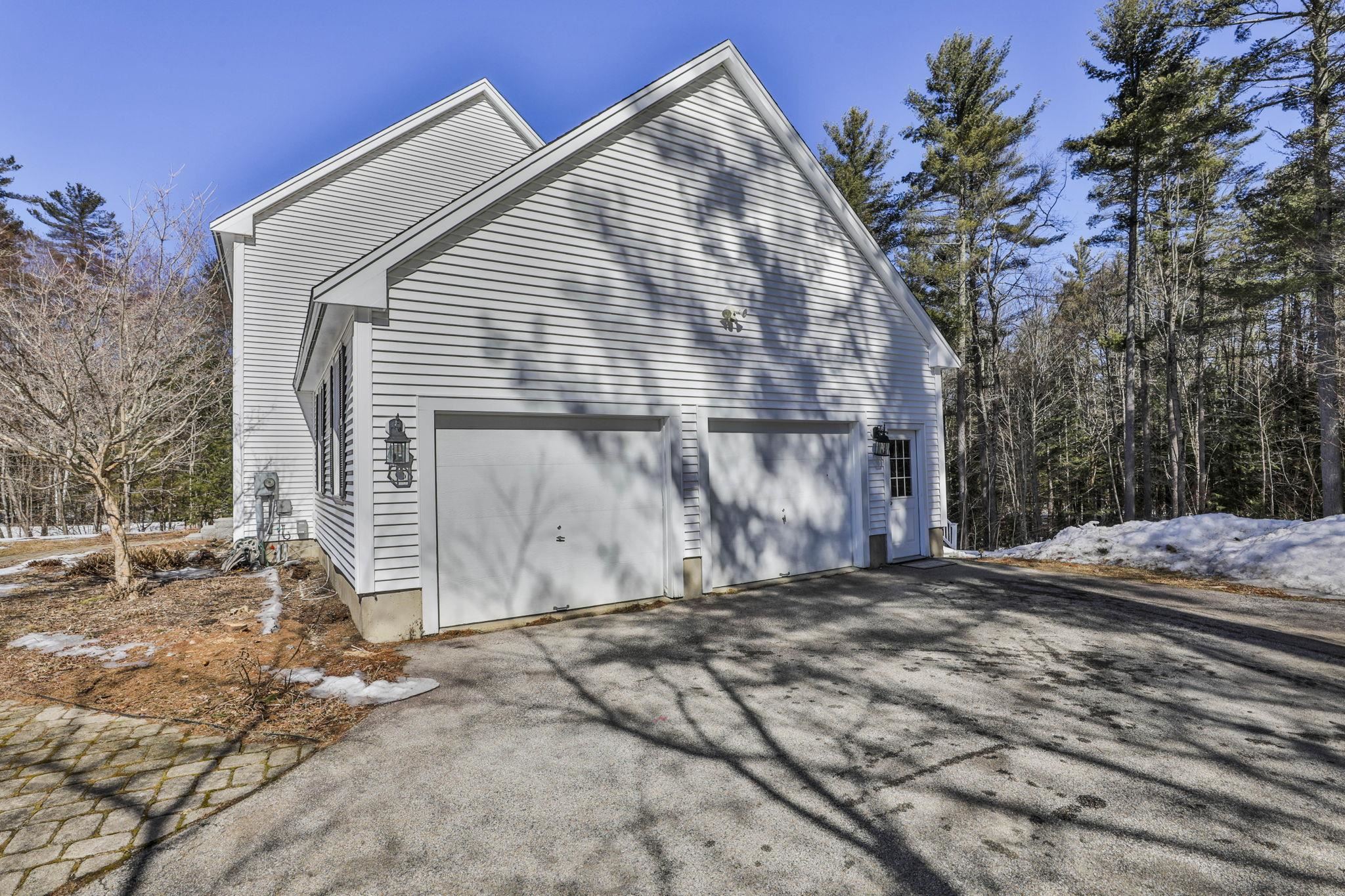 7 Sawtelle Road Brookline, NH 03033 - Photo 2 of 49