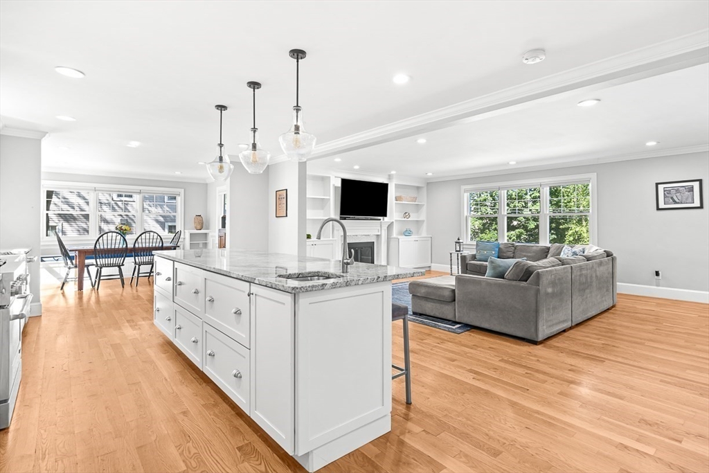 21 Willowdale Road Winchester, MA 01890 - Photo 15 of 42