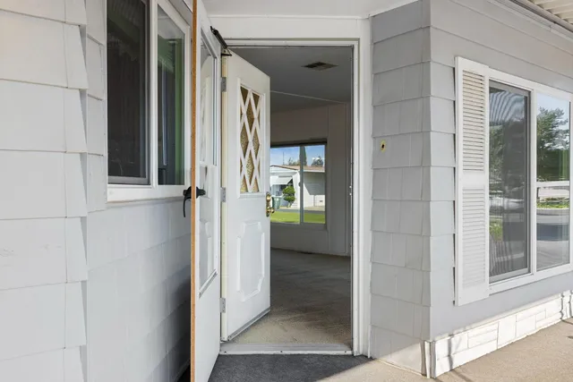 a view of a bathroom