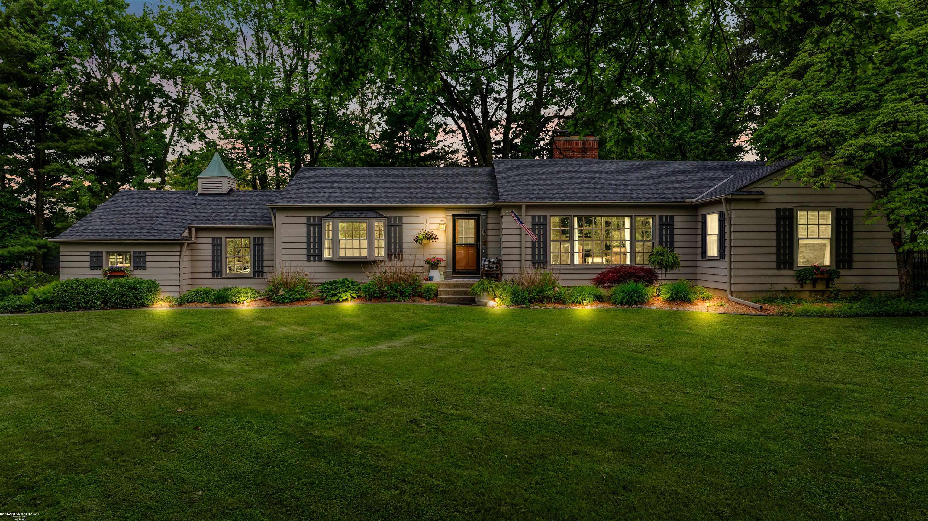 277 West Gates Street Romeo, MI 48065 - Photo 2 of 49 50177405-c589d2da-b763-4171-bc1c-a5495b8c1522.JPG