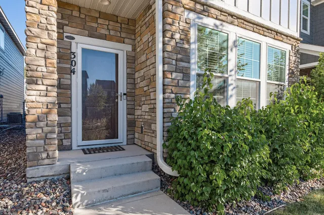 $405,000 | 304 Rum River Way, Anoka, MN 55303