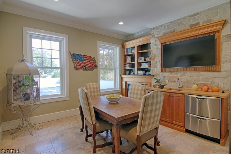 44 Manor Drive Bernards, NJ 07920 - Photo 14 of 31