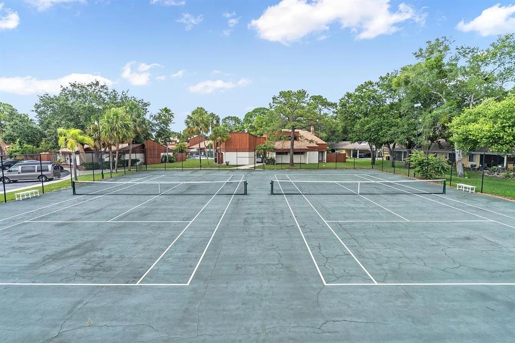 2060 Sunset Point Road, Unit 52 Clearwater, FL 33765 - Photo 31 of 33