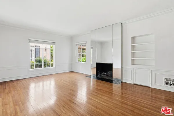 $3,995 | 148 South Camden Drive, Unit A, Beverly Hills, CA 90212