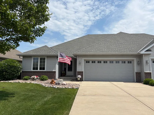 $419,900 | 9916 Prairie Crossing Drive, Caledonia, WI 53126