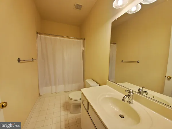 $5,750 | 3301 Buckley Street, Fairfax, VA 22030