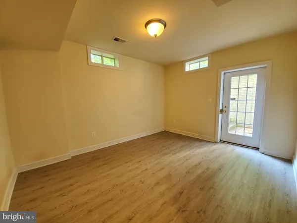 $5,750 | 3301 Buckley Street, Fairfax, VA 22030