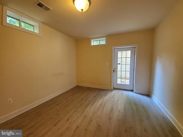 $5,750 | 3301 Buckley Street, Fairfax, VA 22030