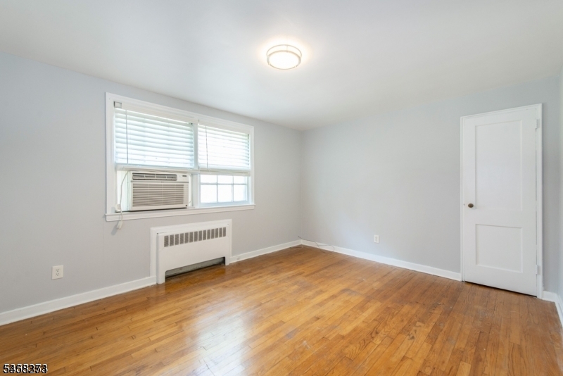 445 Morris, Unit 13D Springfield, NJ 07081 - Photo 10 of 30 Gallery Image 10